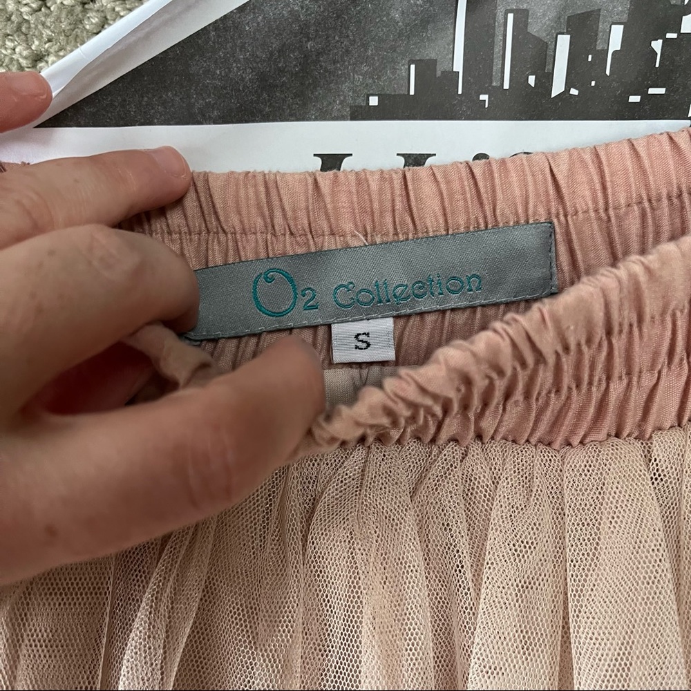 💚SOLD💚 EUC Women's O2 Collection Pleated Tulle Skirt size Small - Picture 4 of 7